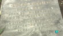Una lápida en el cementerio inglés de Linares